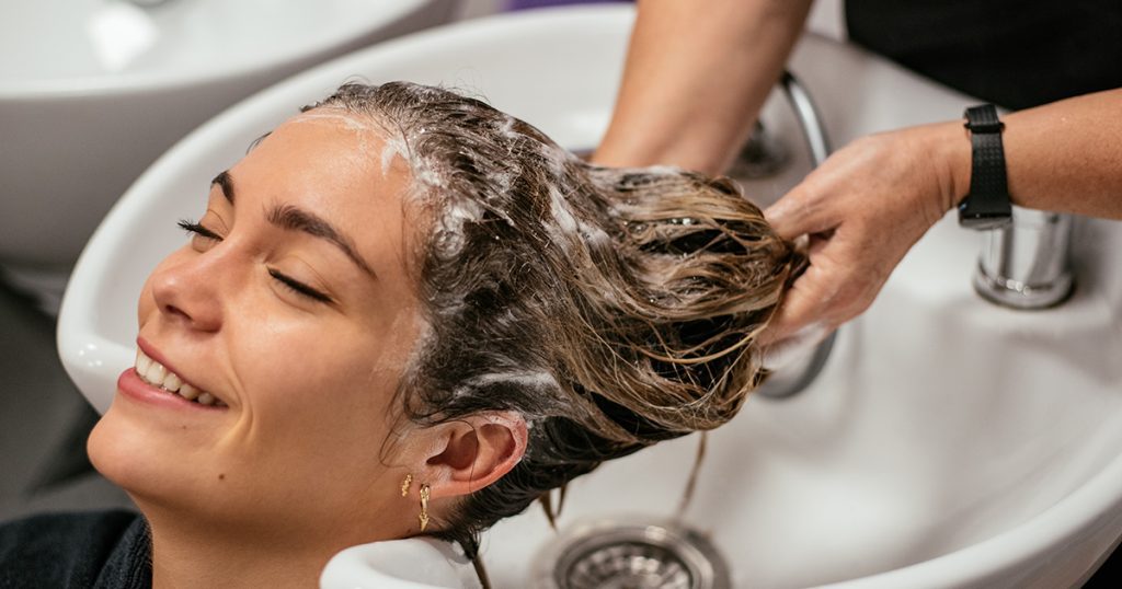 Combien de temps pour un après-shampoing