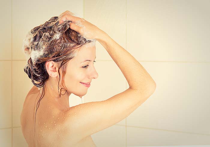 Utiliser un shampoing hydratant et comment le choisir